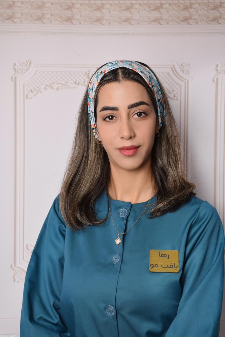 رها کریمی